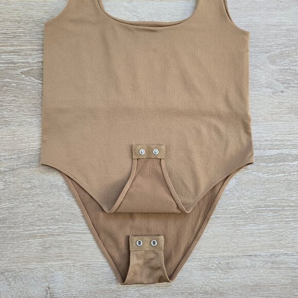 A New Day Women's Seamless Tank Bodysuit Tan Size Small One Piece New With Tags - Picture 10 of 14